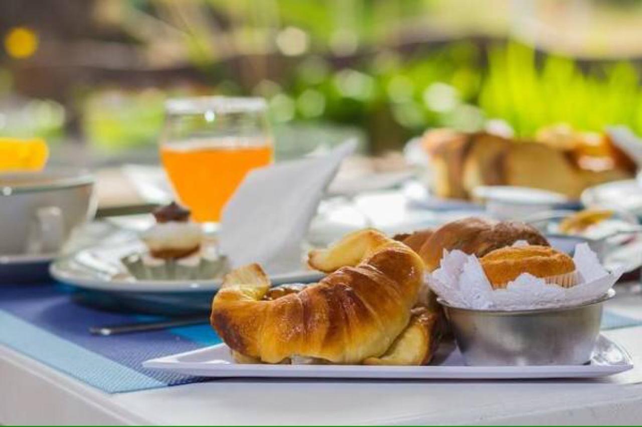 Hotel Berlin Pinamar Εξωτερικό φωτογραφία